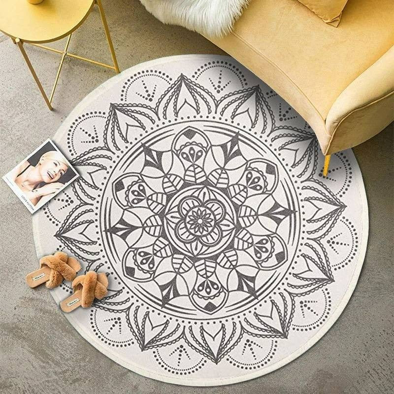 Okrągły dywan w stylu boho